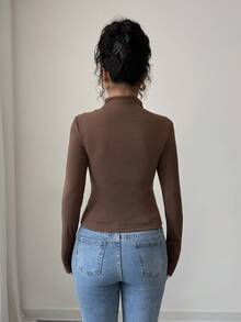 Elenzga 女士扭纹镂空设计修身长袖T恤 - 咖啡棕 - 查看 2