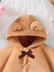 SHEIN 女婴毛绒连帽斗篷，可爱舒适，2024 秋冬新品 - 卡其色 - 查看 5