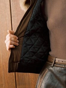 Arave 女式蓬松毛绒大衣领，可拆卸翻领设计，斜口袋，撞色袖口和螺纹袖口。女士秋装夹棉夹克，冬季服装，拉链女士冬季夹克，棕色夹克，女士外套，女士夹克，女士大衣