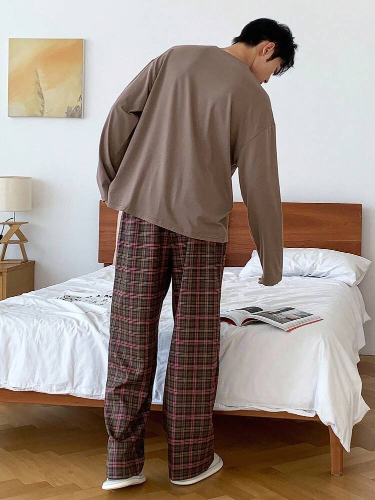 Brown T-Shirt With Multi-Color Pants Men's Loungewear Set, Autumn Pajama Fall Winter Clothes