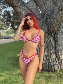 Bearsaez Conjunto de bikini de 2 piezas con parte superior tipo halter de copa triangular con estampado de fresas y Bottom corte alto para playa y vacaciones - Rosa - Ver 6