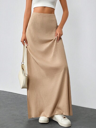 Gonna lunga da donna in autunno, di qualità costolata, con cintura elastica e spacco
