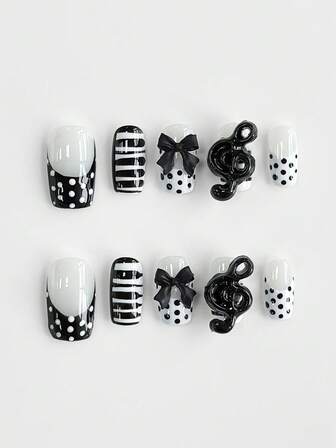 Anime 10 pezzi di unghie finte di alta qualità con elementi dipinti a mano di ragno punk, fiocco, ragnatela, croce, stella + 3 pezzi di adesivo biadesivo, unghie finte a forma di bara stile Y2K rimovibili e riutilizzabili con strass a contrasto di colore, adatte per vacanze, feste, ballo e uso quotidiano