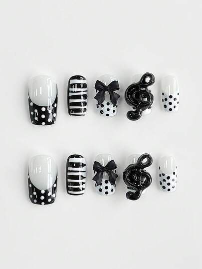 Anime 10 pièces de faux ongles de haute qualité peints à la main avec des éléments punk et : araignée, nœud, toile d'araignée, croix, étoile + 3 pièces de faux ongles en forme de cercueil moyen avec strass bicolores amovibles et réutilisables dans le style Y2K, convenant pour les vacances, les fêtes, la danse et le port quotidien