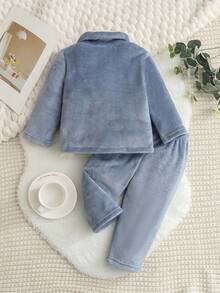 SHEIN 2 件套幼儿男童休闲纯色法兰绒长袖上衣和裤子睡衣套装，舒适家居服 - 霧霾藍 - 查看 2