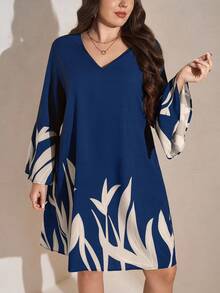 Comfylo Plus Size Women Black V-Neck Knee Length Floral Print Dress For Autumn & Winter