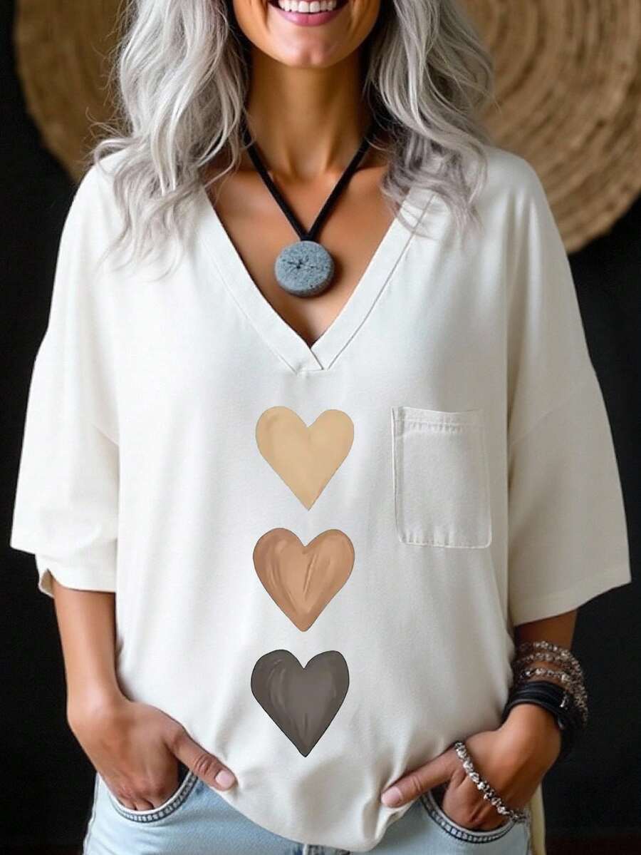 EMERY ROSE Versatile Gradient Heart Print Round Neck Pocket T-Shirt, Casual Minimalist Plus Size, Suitable For Summer Suitable For Going Out - White - View 1