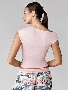 Missguided x Playboy Áo crop top lệch vai tay ngắn, dáng ôm vừa vặn, thời trang mùa hè xuân hè, logo thỏ - Màu Hồng baby - Xem 2
