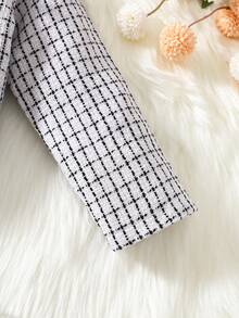 SHEIN Elladie kids 年轻女孩时尚黑白格子假口袋长袖外套，搭配宽松舒适的裤子，秋冬装扮 - 白色 - 查看 3