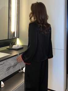 DAZY Heart Embroidery Satin Patchwork Women Pajama Set, Fall Winter Clothes - Black - View 2