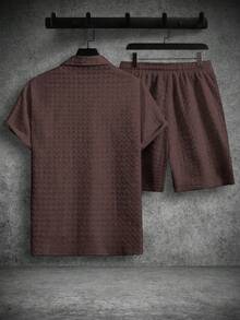 Manfinity RSRT 2 件男士夏季休闲度假简约纯色纹理面料短袖衬衫和抽绳腰短裤套装 - 棕色 - 查看 2