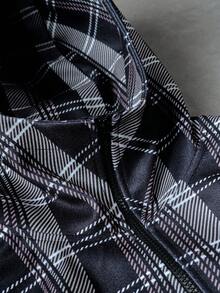 Manfinity EMRG Men's Plaid Long Sleeve Zip-Up Collar Utility Pocket Casual Hooded Overcoat,Baggy,Autumn/Winter, Christmas