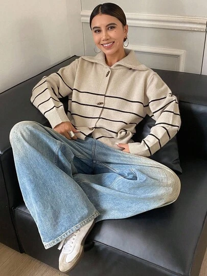 DAZY 撞色条纹高领长袖宽松开衫，带牛角扣，秋季女装