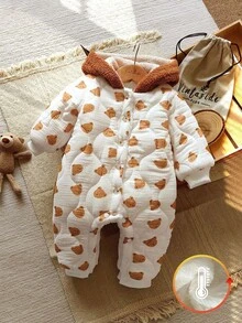 SHEIN Vintaside Kids Babyboy 男婴长袖连帽时尚可爱西式连体衣。这款夹克非常适合户外旅行，提供充足的防寒保护。款式时尚实用。