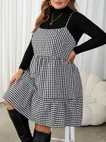 SHEIN CURVE+ Váy yếm kẻ caro đen trắng viền bèo nhún cỡ lớn dành cho nữ - Đen và trắng - Xem 4