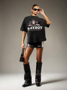 Missguided x Playboy 复古赛车美学超大做旧T恤，怀旧俱乐部图案设计，复古水洗都市街头服饰，节日时尚 - 黑色 - 查看 3