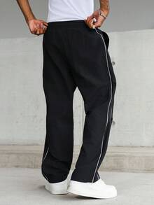 Manfinity Hypemode 男士直筒裤，侧边抽绳设计，休闲系列新款，百搭百搭，适合所有季节，是送给男友/老公的绝佳礼物。男士休闲裤，宽松直筒裤，秋季款。 - 黑色 - 查看 2