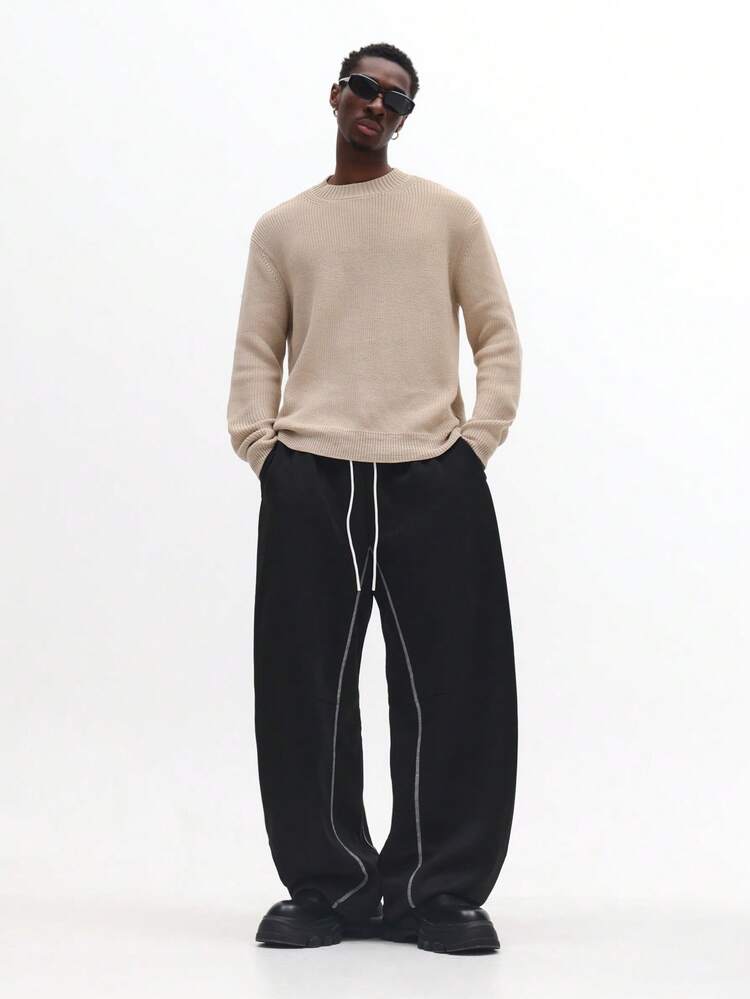 クルーネックのクラシックリブニットセーター