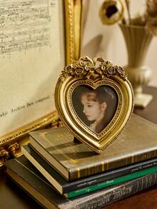 Cirelle European Relief Resin Heart Wedding Photo Frame, Tabletop And Wall Hanging Decor - Gold - View 4