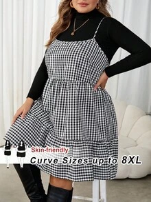 SHEIN CURVE+ Váy yếm kẻ caro đen trắng viền bèo nhún cỡ lớn dành cho nữ - Đen và trắng - Xem 9
