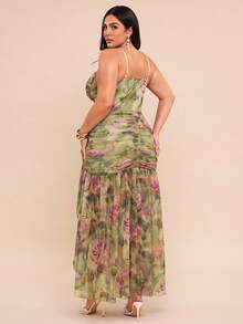 SHEIN BAE Plus Size Women's Green Spaghetti Strap Dress,Light Pink,Summer,Rave,Wedding Ninang Slit Ruched Elegant Wedding Guest Formal Dress,Fall Autumn Outfits - Green - View 6