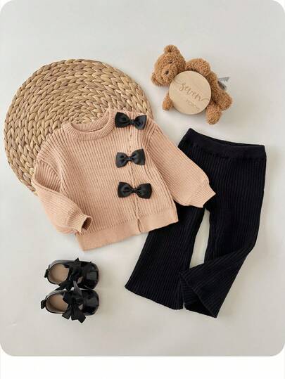 SHEIN 2pcs Baby Girl Cute Brown Bow Knit Sweater & Elastic Waist Bell-Bottom Pants Set, Autumn/Winter