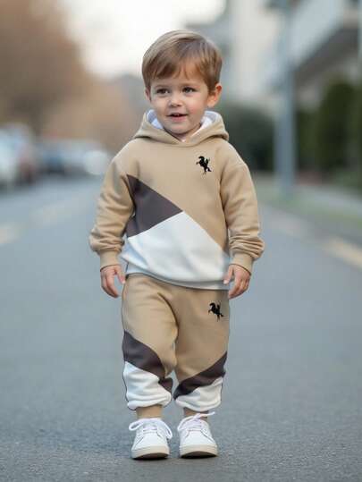 SHEIN Baby Boy Casual Comfortable Stylish Patchwork Retro College Style English Letter Sporty Loose Soft Knit Hoodie Sweatsuit, Suitable For Autumn/Winter