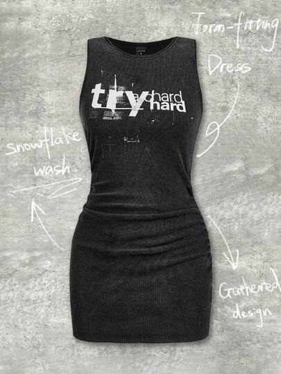 Y2Kool Ronald Lubega Vestido mini casual con pliegues y estampado de letras para mujer, vestido ajustado acanalado, vestido Y2K, vestido de fiesta, colección de ropa de estilo, nuevos atuendos de Año Nuevo