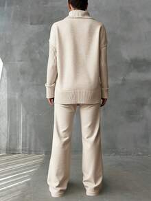 EURMUSE 女士純色高領毛衣2件套 - 杏色 - 查看 2