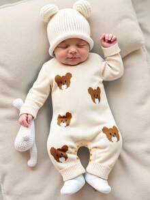 SHEIN جمبسوت كاجوال مريحة بأكمام طويلة للاستخدام اليومي للأطفال الرضع والصغار، مزينة برسومات الدب الكيوت بتقنية الجاكار المحبوكة