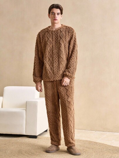 SHEIN EverLounge 2 pièces Ensemble de vêtements d'intérieur en peluche moelleuse de style vintage britannique pour hommes, tenue confortable pour la maison et les fêtes, vêtements d'automne et d'hiver, doux et moelleux