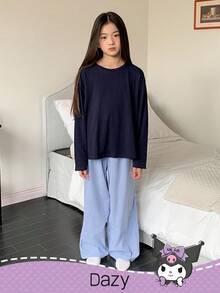 DAZY HELLO KITTY AND FRIENDS | SHEIN 青少年女孩圆领针织长袖上衣和梭织条纹裤睡衣套装，秋季 - 藏蓝色 - 查看 2