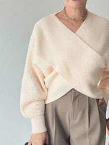 FRIFUL 女式纯色 V 领落肩长袖交叉设计宽松休闲百搭毛衣，秋冬 - 米色 - 查看 1