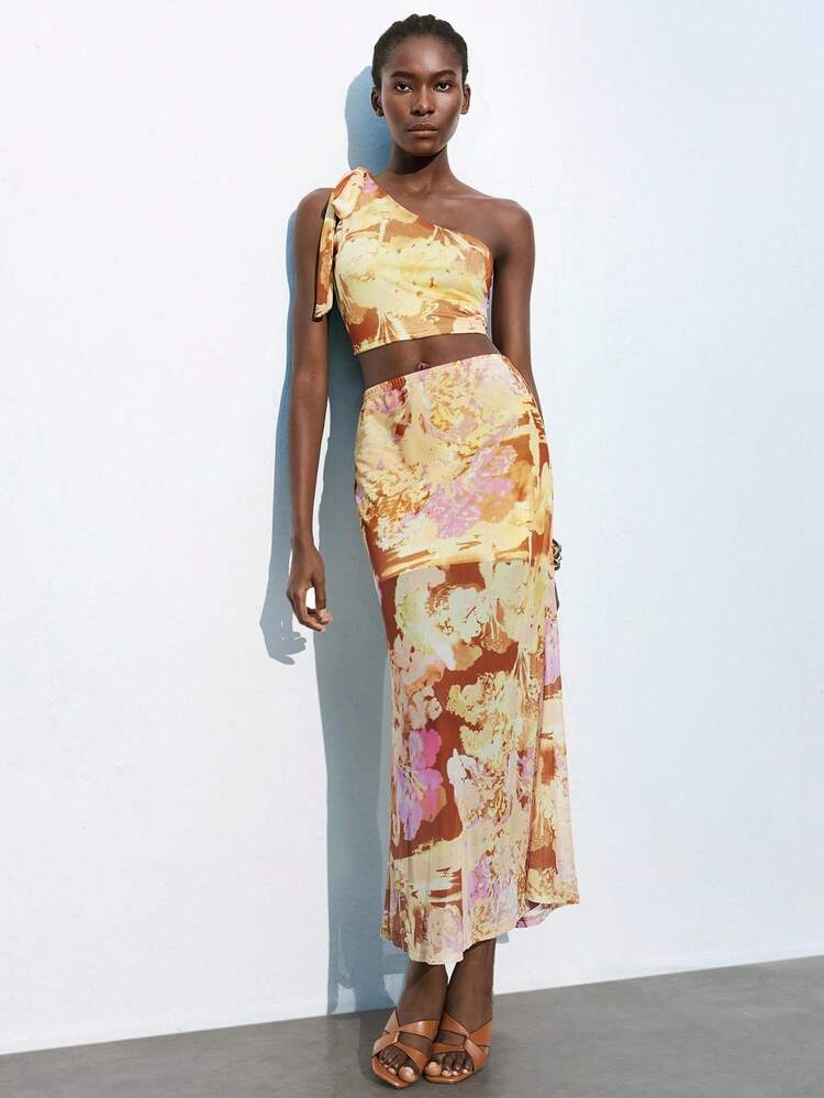 SHEIN Maija Women's Orange Summer Outfit, Floral Print Spaghetti Strap Cropped Tank Top And Elastic Waist Printed Mesh Fabric Fitted Skirt, Elegant, Fashionable, Comfortable And Sexy 2-Piece Set
