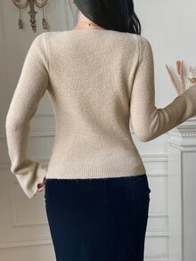 DAZY Suéter elegante francés de manga trompeta con flores 3D, otoño/invierno - Albaricoque - Ver 2