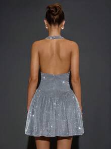 SHEIN BAE Damen silbernes glänzendes Neckholder-Minikleid, geeignet für Cocktailpartys, Nachtclubs, Ausgehen im Herbst/Winter, Partys, Festivals, Urlaub, formelle Anlässe, Bankette, Weihnachten, Halloween