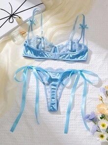 QuietHaus 2件套女士勃艮第浪漫刺绣系带丁字裤内衣套装 - 淺藍色 - 查看 2
