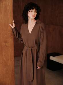 Franclia 女士时尚V领长裙，简约设计，优质面料 - 咖啡 - 查看 8