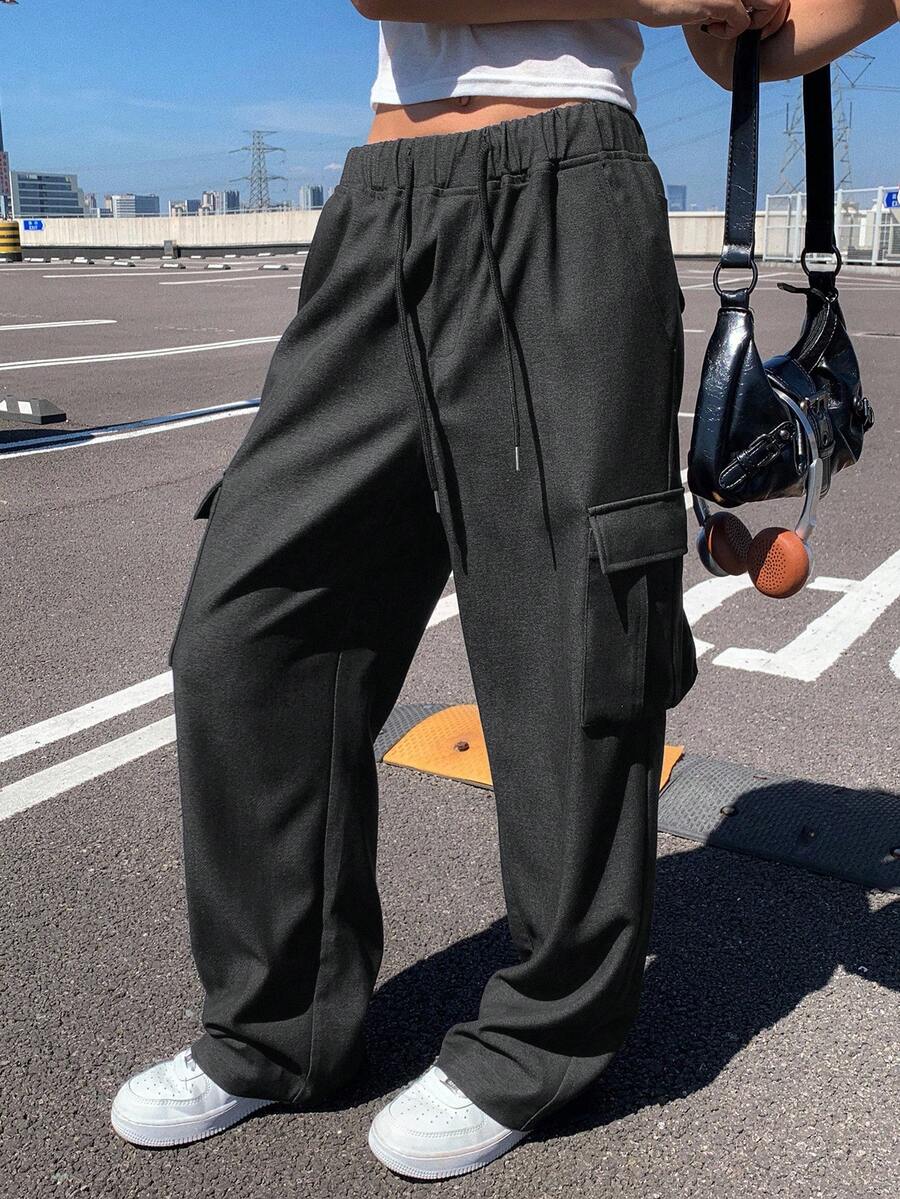 DAZY 女士休闲日常通勤简约街头时尚纯色抽绳腰部翻盖口袋宽松工装裤 - 黑色 - 查看 1