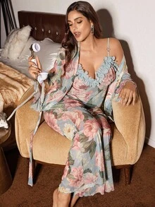 Slumberist Fashionable Floral Print Lace-Up Camisole & Robe Sleepwear Set, Plus Size Sleepwear Two Piece Lounge Set Floral Women Lounge Sets PJS PJSs For Women - Multicolor - View 7