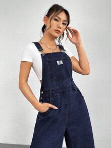 SHEIN EZwear Peto vaquero casual de mujer con bolsillo de parche de unicolor