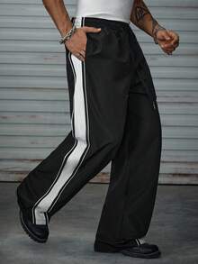 AXEPEAK 男士休闲时尚街头运动撞色条纹侧袋抽绳腰部宽松阔腿裤，适合秋季 - 黑色 - 查看 4