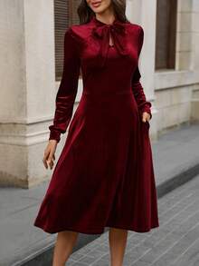SHEIN LUNE 女士纯色系带领口袋优雅长袖中长连衣裙 - 紅色 - 查看 3