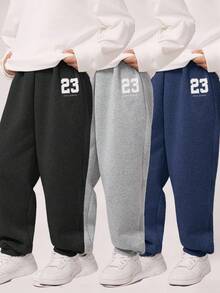 SHEIN 3 件套儿童/青少年男童休闲学院风字母印花抽绳腰部宽松针织运动裤，3 种颜色 - 彩色 - 查看 1