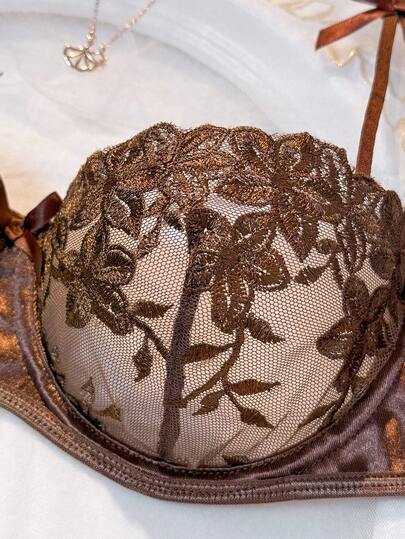 Romantic Bloemen Geborduurde Verleidelijke Lingerie Set Women Hollow Out Butterfly Underwire Bruin Kanten BH view 6