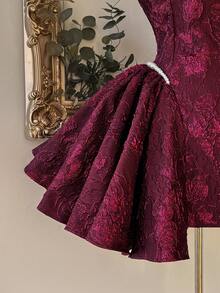 Lovelzi 优雅奢华的红色编织提花面料手工珍珠装饰甜心领复古腰部 A 字短款女士正式晚礼服