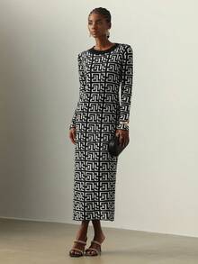 SHEIN Veneréa Vintage Geometric Jacquard Textured Open Back Slit Hem Design Long Fitted Waist Fashionable Sweater Dress, Women Spring/Autumn - Black and White - View 2