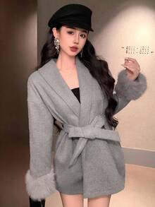 DAZY 女士羊毛大衣，配有毛绒拼布纯色抽绳腰带，适合情人节夹克 - 灰色 - 查看 9