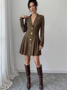 Modelyn Chaqueta blazer de mujer con botones metálicos asimétricos, cintura y bajo acampanado, de color marrón café elegante y de moda - Café integral - Ver 5