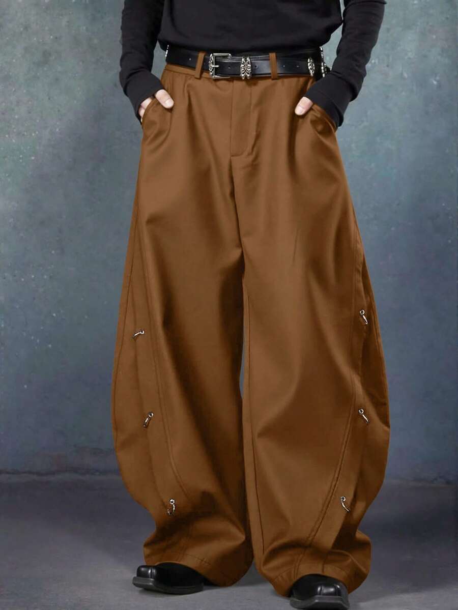 PAVTROS Pantalones holgados de pierna ancha con diseño de parches de metal, cuchillo curvo y estilo nicho para hombres, versátil, otoño